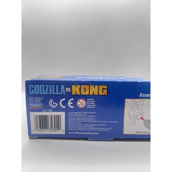 Playmates Monsterverse Godzilla vs Kong 6" Action Figure w/ Radio Tower Reveal - Picture 3 of 3